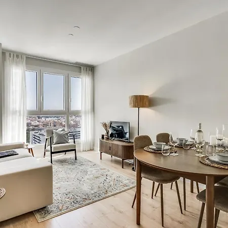 Apartment Skyline 10 Pool And Parking Free Malaga